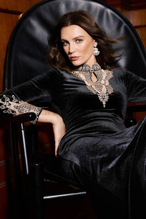 Anael Lace Velvet Midi Dress Winteres